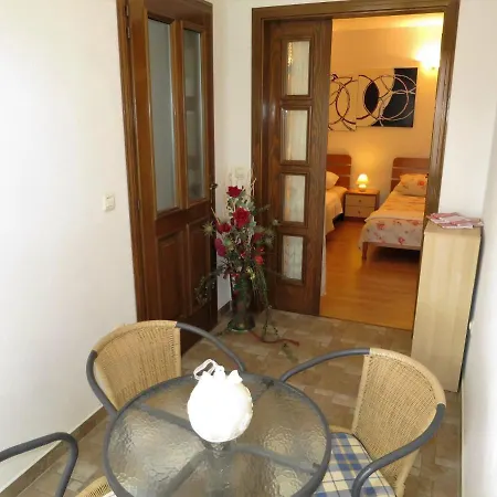 Zinka - Roj130 By Interhome *